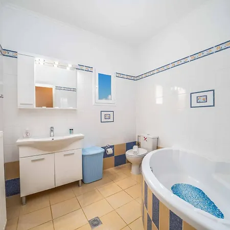 Вилла Andriana Влахата